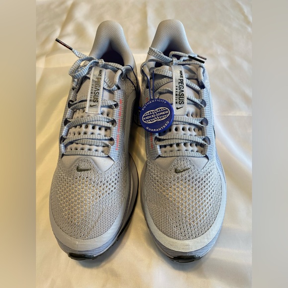 Nike Pegasus Premium Men’s Gray and Purple Sneakers - Picture 2 of 15